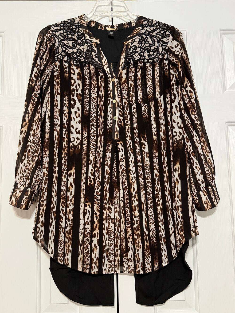 Chico's Black Label Animal Print V-Neck Tunic Blouse, size 1